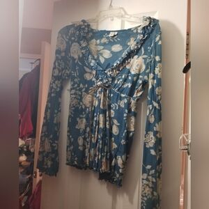 Floral Long Sleeve Mesh V-neck